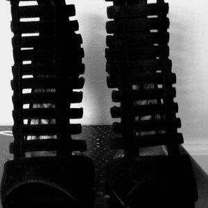 Anne Michelle hi heels Black  size 6